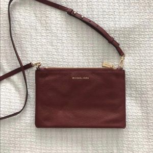 Michael kors crossbody purse